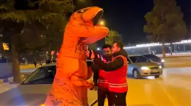 Isparta'da Dinozorlu Polis GBT'si!