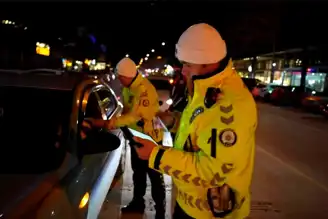 Isparta'da Trafik Operasyonu: 12 Ceza, 5 Araç Men