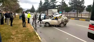 Isparta'da Trafik Kazası: Sürücü Öldü