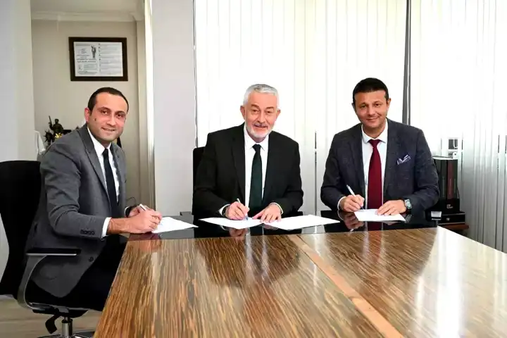 Isparta'da İhtiyaç Sahiplerine Günlük Ekmek Desteği