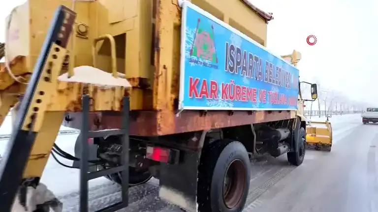Isparta'da Mevsimin İlk Karı
