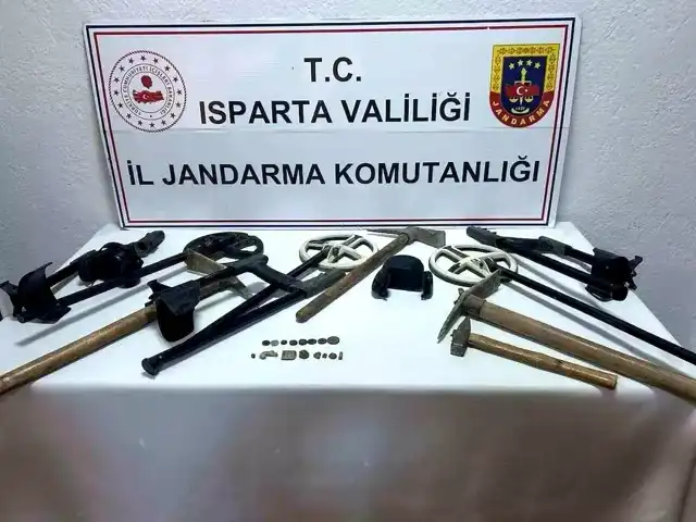 Isparta'da Tarihi Eser Kaçakçılarına Operasyon