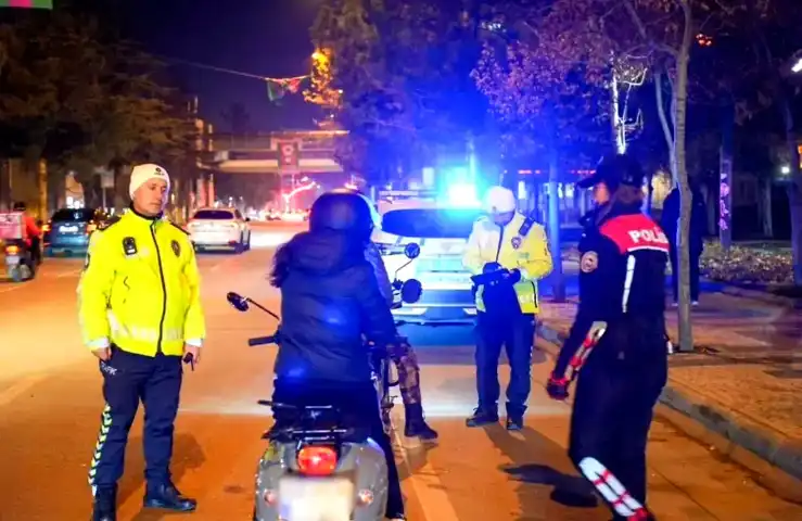 Isparta'da Trafik Denetimi: 15 Ceza, 7 Araç Men Edildi