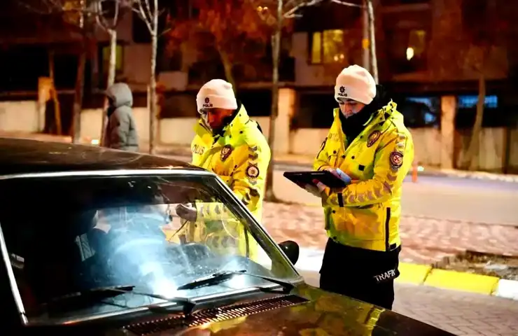 Isparta'da Trafik Denetimi: 21 Ceza