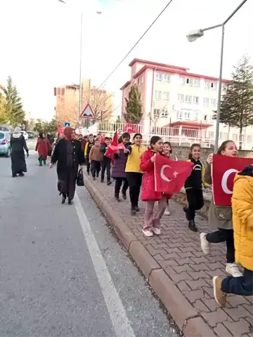 Kayseri Öğrencileri Şehit Baydilli'yi Anıyor